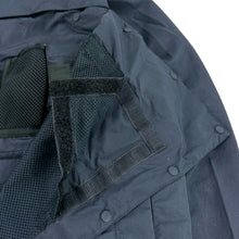 Load image into Gallery viewer, 2000s Goodenough Magnetic Stealth Pocket Jacket
