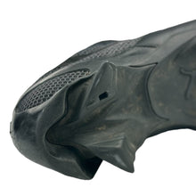 Load image into Gallery viewer, 2005 Puma Beisser
