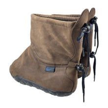 Load image into Gallery viewer, 2004 Nike Air Moc Chukka
