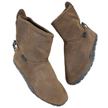 Load image into Gallery viewer, 2004 Nike Air Moc Chukka
