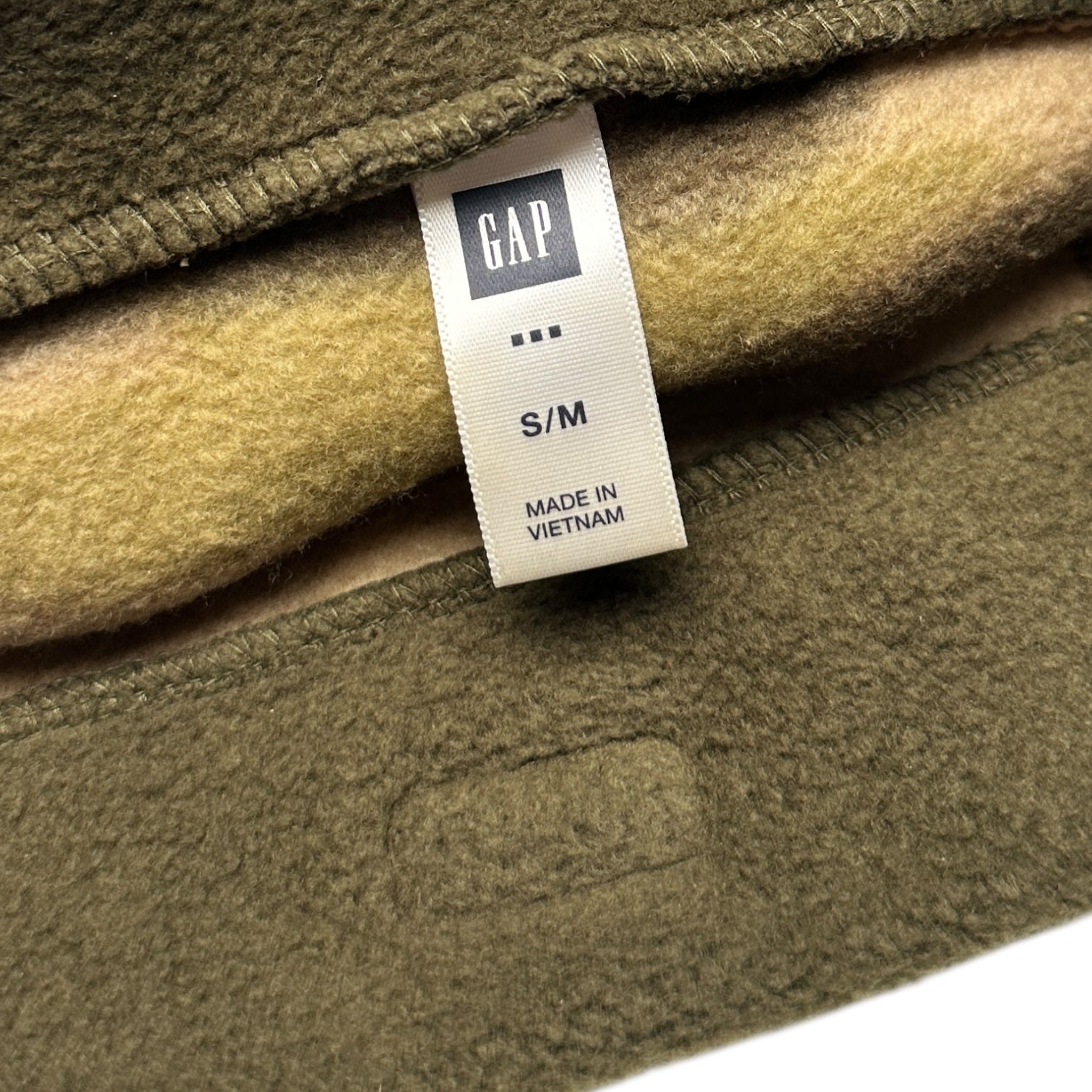 2007 GAP Quad-Tassel Beanie Hat