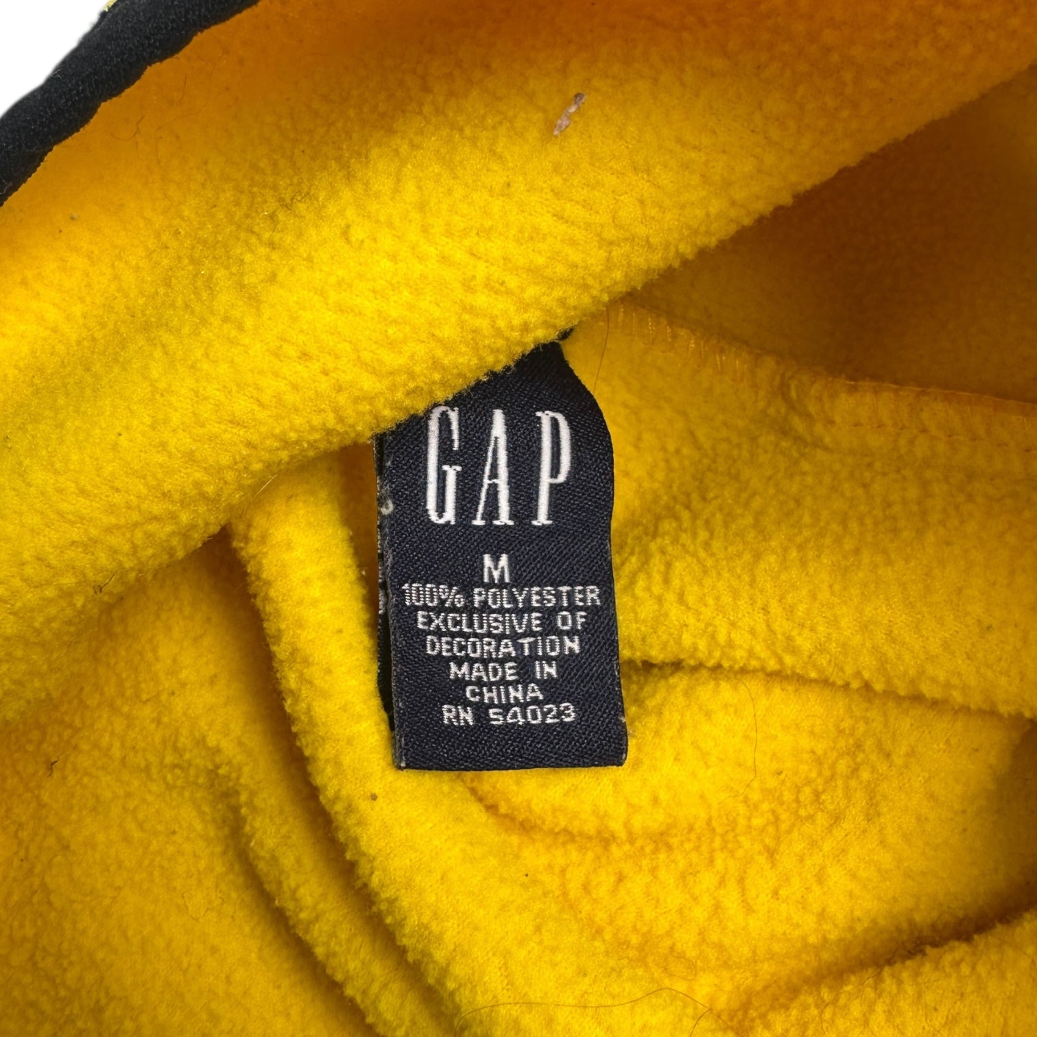 2001 GAP Pull-Cord Beanie Hat