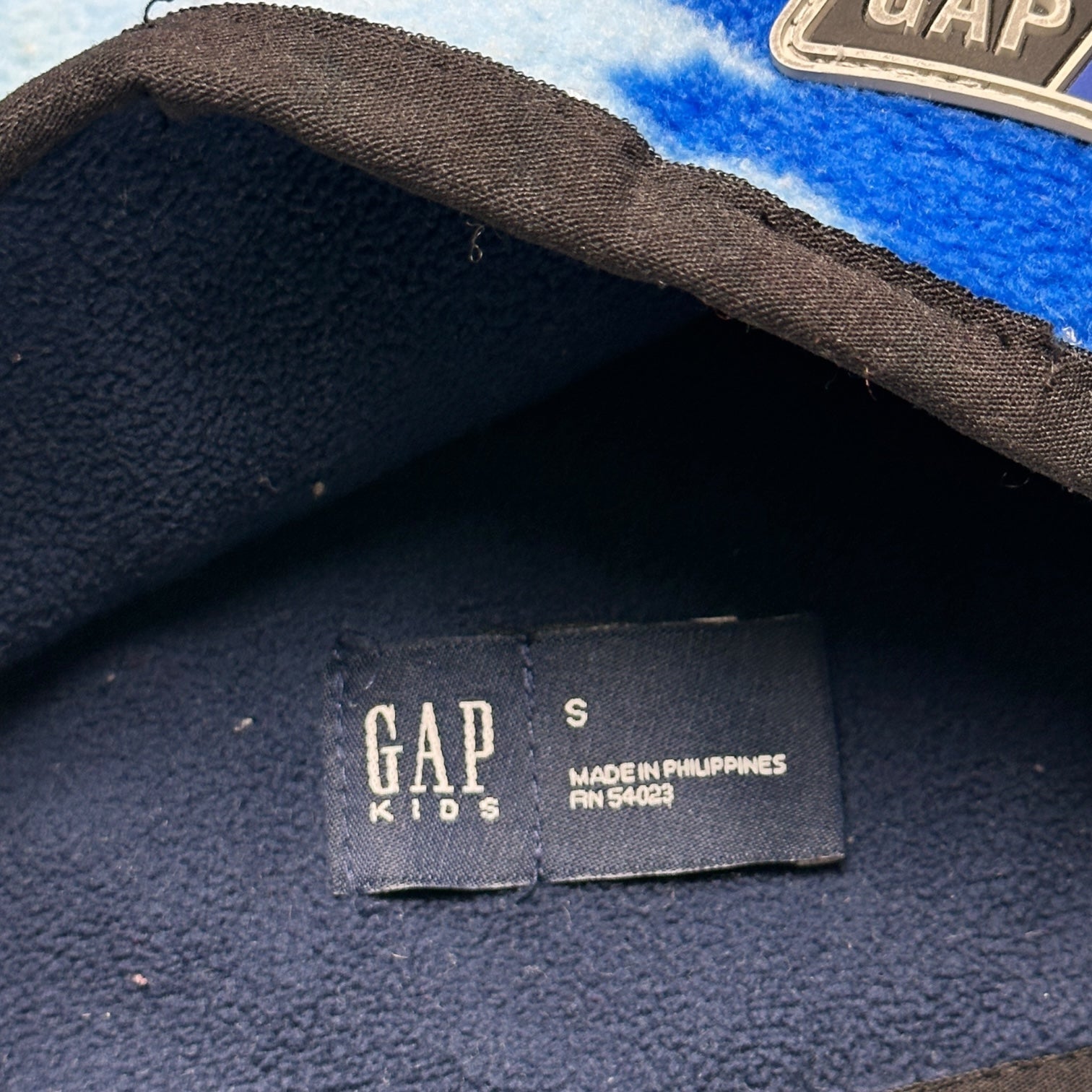 2004 GAP Dual-Tassel Beanie Hat