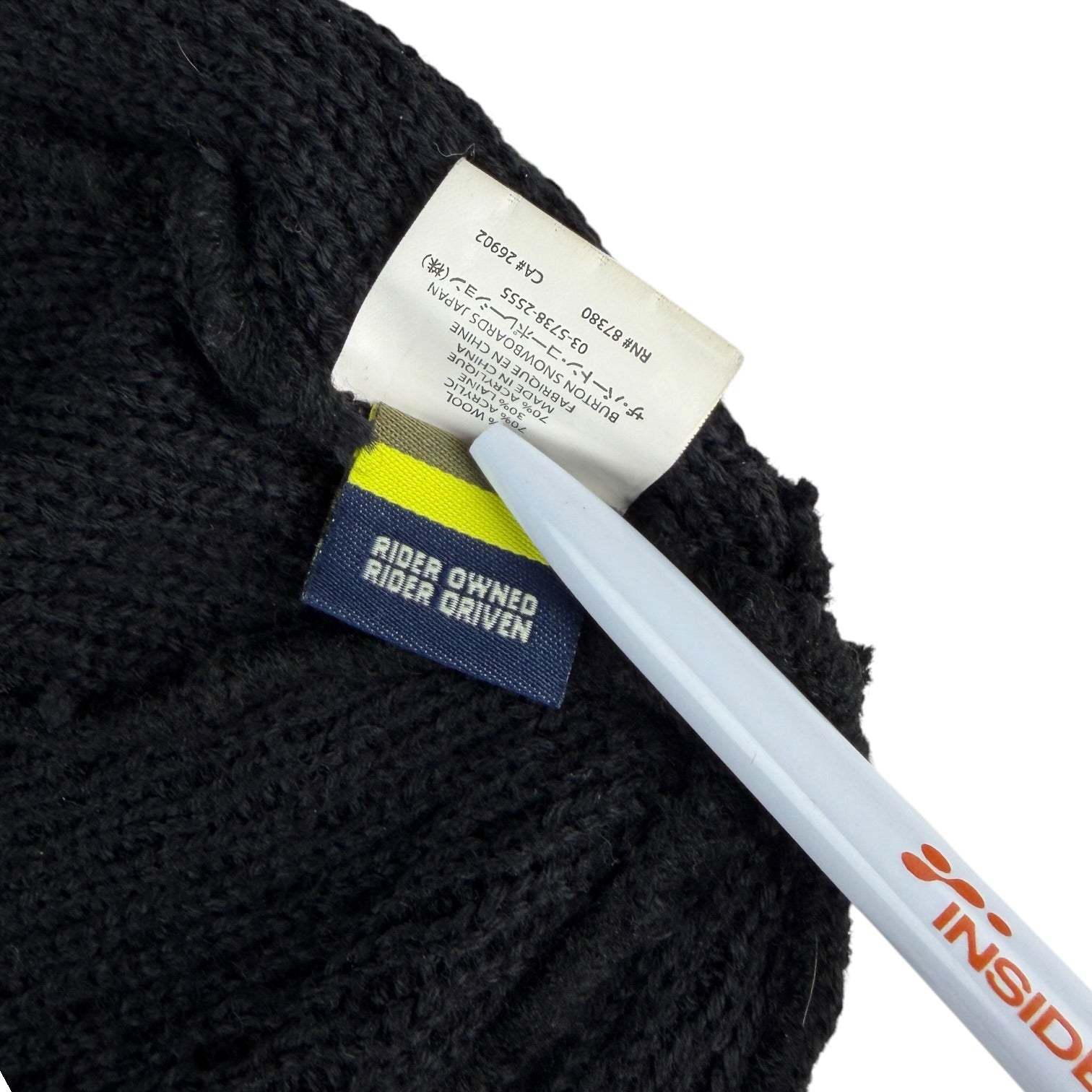 2000s Burton Integrated Wire Headphone Earflap Beanie – insidetag
