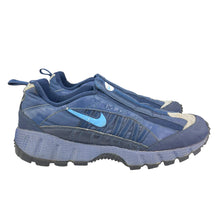 Load image into Gallery viewer, 1999 Nike Air Terra Humara slip on
