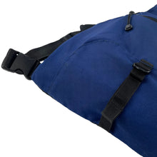 Load image into Gallery viewer, 2000s Gap Sling bag
