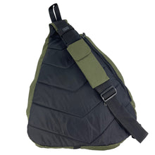Load image into Gallery viewer, 2000s Gap sling bag
