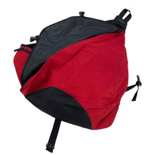 Load image into Gallery viewer, 2005 Gap Sling bag

