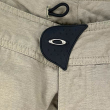 Load image into Gallery viewer, 2000s Oakley shorts
