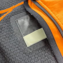 Load image into Gallery viewer, 2005 Nike taped seam soft shell

