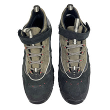 Load image into Gallery viewer, 2000 Clarks Active air Gore-tex XCR trainers
