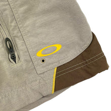 Load image into Gallery viewer, 2000s Oakley shorts
