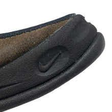 Load image into Gallery viewer, 1999 Nike air Soc Moc

