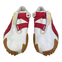 Load image into Gallery viewer, 2007 Puma Mostro UK8 Leather Wht/red/gum

