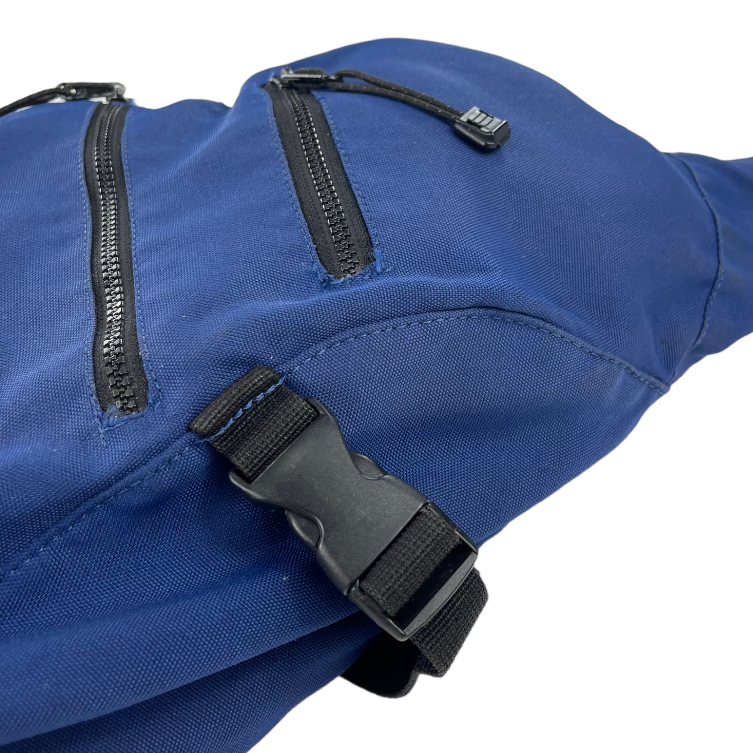 2000s Gap Sling bag – insidetag