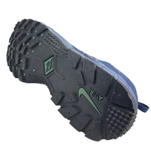 Load image into Gallery viewer, 1999 Nike Air Terra Humara slip on
