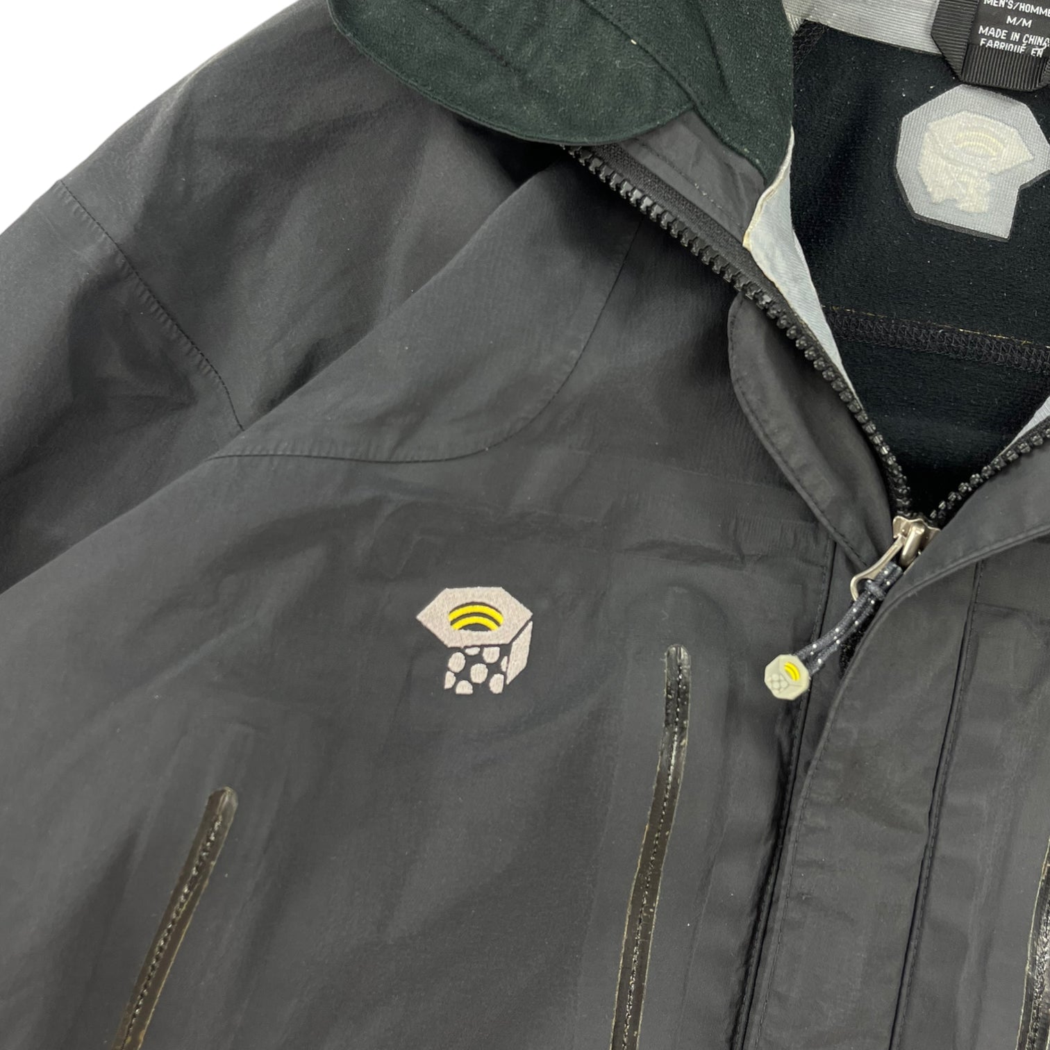2000s Mountain Hardwear conduit softshell jacket – insidetag