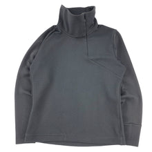 Load image into Gallery viewer, 2002 Salomon Motomesh pullover layer
