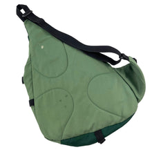 Load image into Gallery viewer, 2005 Gap Sling bag
