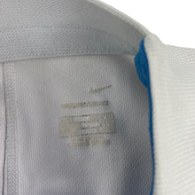 Load image into Gallery viewer, 2000s Nike Sphere dry active top

