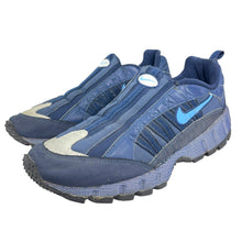 Load image into Gallery viewer, 1999 Nike Air Terra Humara slip on
