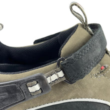 Load image into Gallery viewer, 2000 Clarks Active air Gore-tex XCR trainers
