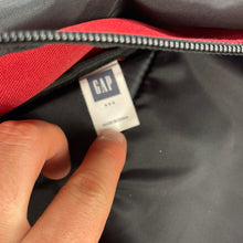 Load image into Gallery viewer, 2005 Gap Sling bag
