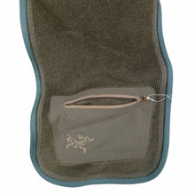 Load image into Gallery viewer, Arc’teryx polartec covert scarf
