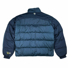 Load image into Gallery viewer, 1990s Mountain hardwear Puffa Jacket
