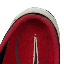 Load image into Gallery viewer, 2002 Nike air Soc Moc
