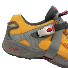 Load image into Gallery viewer, Teva terra wraptor XCR

