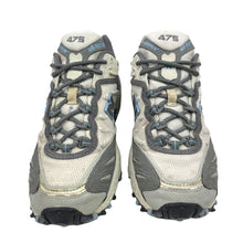 Load image into Gallery viewer, 1990s New Balance all terrain 475
