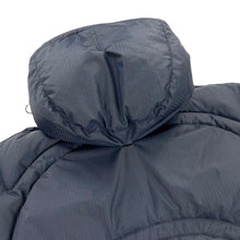 Load image into Gallery viewer, 2005 Oakley Hydrofuel 4 puffer jacket
