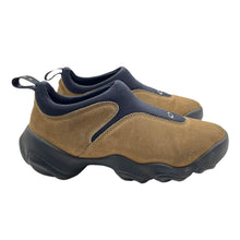 Load image into Gallery viewer, 2000s Oakley Flesh slip on
