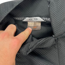 Load image into Gallery viewer, 2007 Salomon Motomesh pullover
