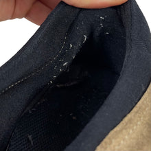 Load image into Gallery viewer, 2000s Oakley flesh slip on
