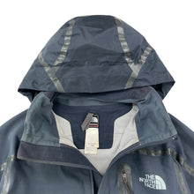 Load image into Gallery viewer, 2000 The North face Summit series soft shell
