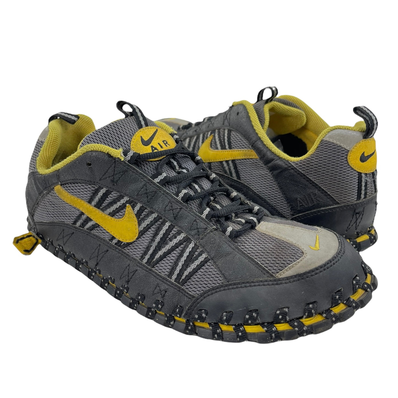 2009 Nike Air considered terra Humara