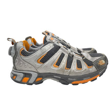 Load image into Gallery viewer, 2001 The North Face Gore-tex XCR boa lacing system
