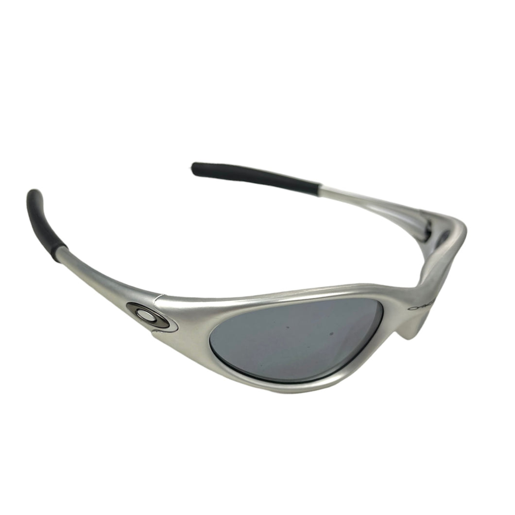 2000s Oakley Minute 1.0 silver FMJ black iridium sunglasses