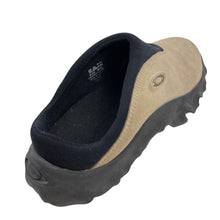 Load image into Gallery viewer, 2000s Oakley Bob mule
