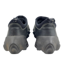 Load image into Gallery viewer, 2000 Oakley Flesh slip on
