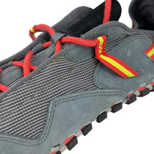 Load image into Gallery viewer, 2007 Nike ACG pocketknife watershoe
