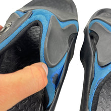 Load image into Gallery viewer, 2000s Oakley sample sliders
