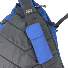 Load image into Gallery viewer, 2000s Gap sling bag
