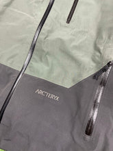 Load image into Gallery viewer, 2000s Arc’teryx sidewinder Gore-tex XCR shell
