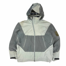 Load image into Gallery viewer, 2000s Arc’teryx sidewinder
