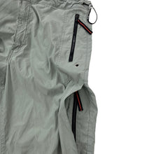 Load image into Gallery viewer, 2000s Levi’s silvertab data cargo pants
