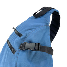 Load image into Gallery viewer, 2000s Gap sling bag
