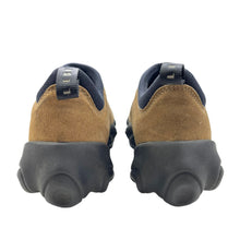 Load image into Gallery viewer, 2000s Oakley Flesh slip on
